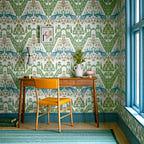 Peacock Topiary - Fern Green Wallpaper